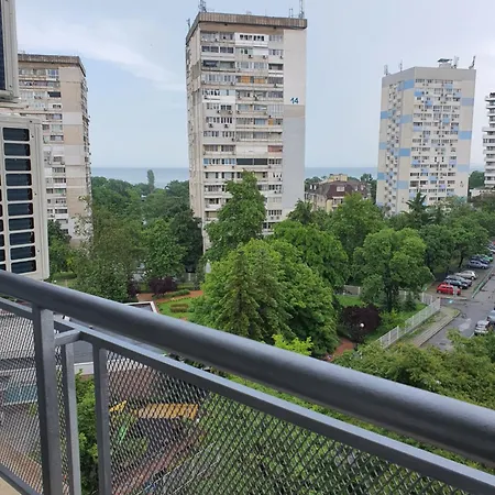 Divalla Apartment Burgas City