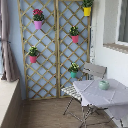 Divalla Apartament *